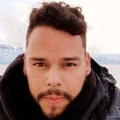 Kevin España